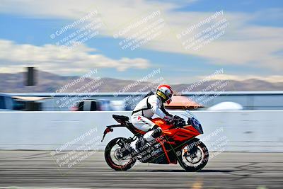 media/Mar-25-2024-Moto Forza (Mon) [[8d4319bd68]]/4-Novice Group/Session 4 Front Straight Speed Pans/